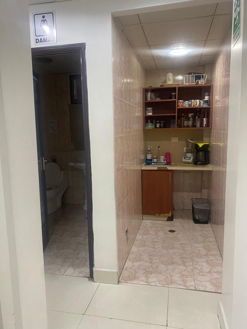 Imagen de EN VENTA | COMPLEJO DE 2 GALPONES INDUSTRIALES – CAS
